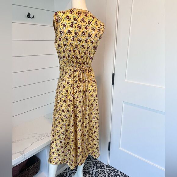 Bloggers favorites yellow floral dress - Picture 7 of 9